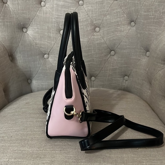 Betsey Johnson LUV Top handle little bag & crossbody detachable strap Barbiecore - Picture 2 of 12